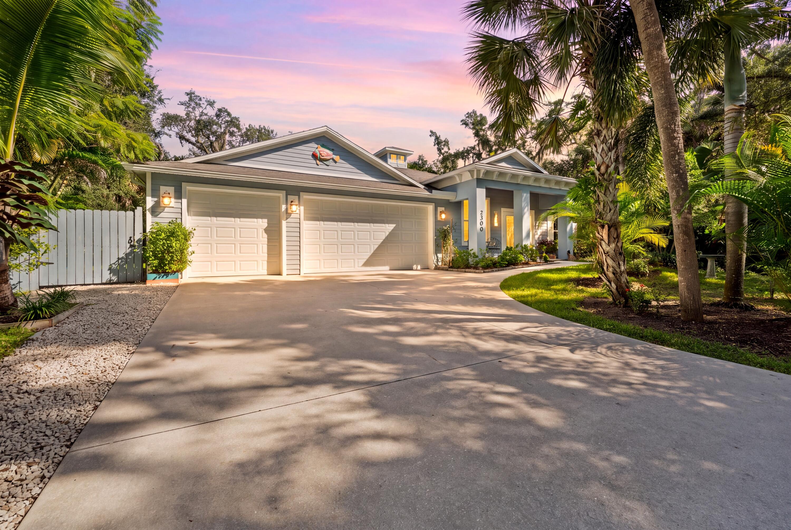 Listing  2300 CANOE CREEK Lane, Fort Pierce, FL 34981, Fort Pierce, FL 34981