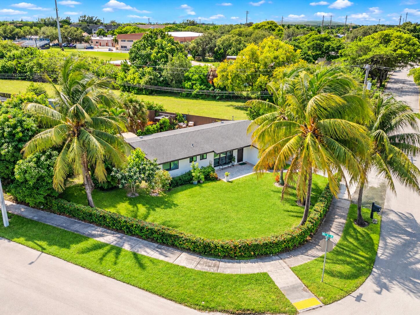 Listing  5051 NE 6TH Avenue, Deerfield Beach, FL 33064, Deerfield Beach, FL 33064