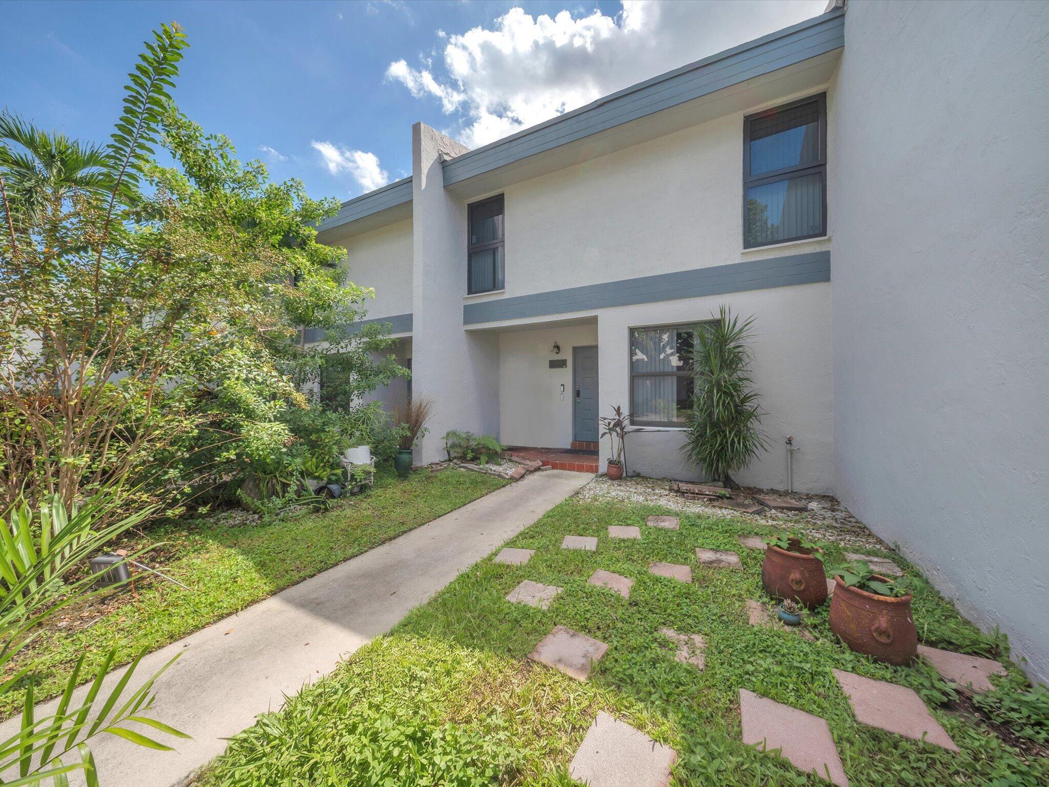 Listing  9240 NW 14th Street, Pembroke Pines, FL 33024, Pembroke Pines, FL 33024