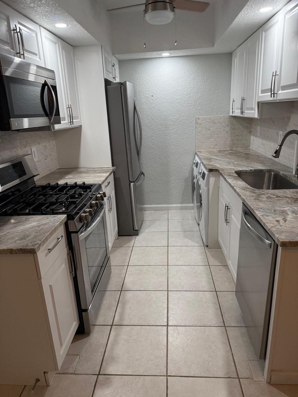 View details of listing 382 E ROYAL PALM Road 0600, Boca Raton, FL 33432 Boca Raton with MLS#