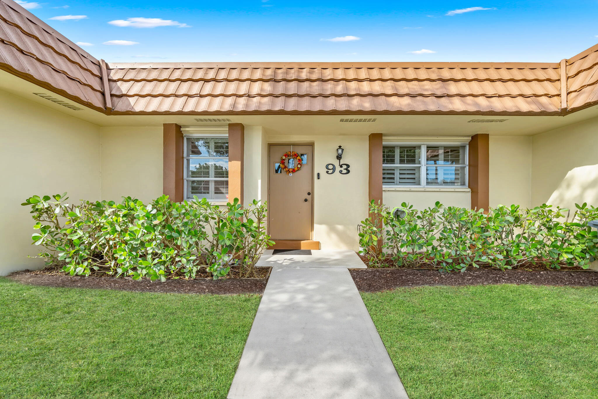 Listing  5780 FERNLEY Drive W 93, West Palm Beach, FL 33415, West Palm Beach, FL 33415
