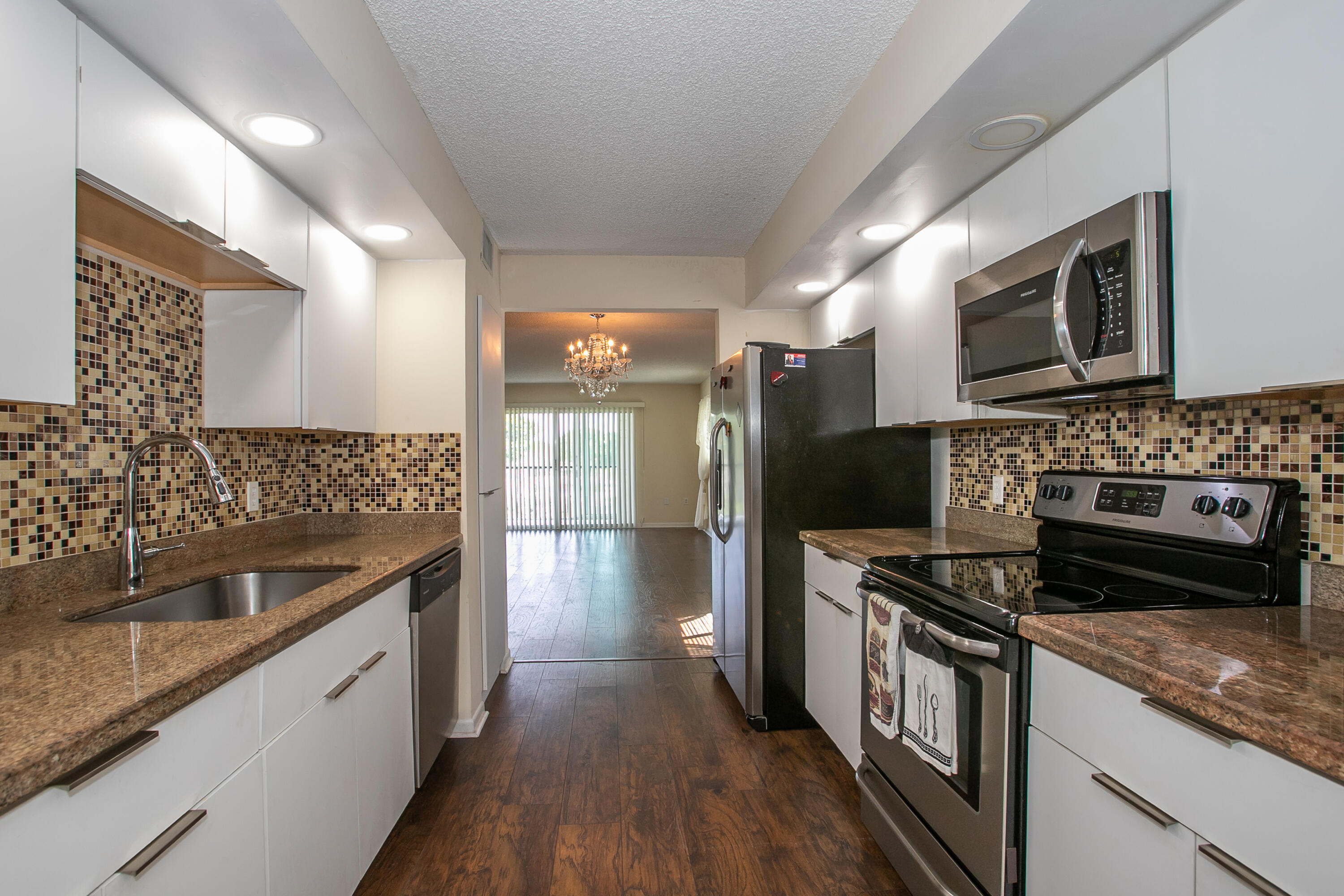 Listing  901 SW 138TH Avenue 315C, Pembroke Pines, FL 33027, Pembroke Pines, FL 33027