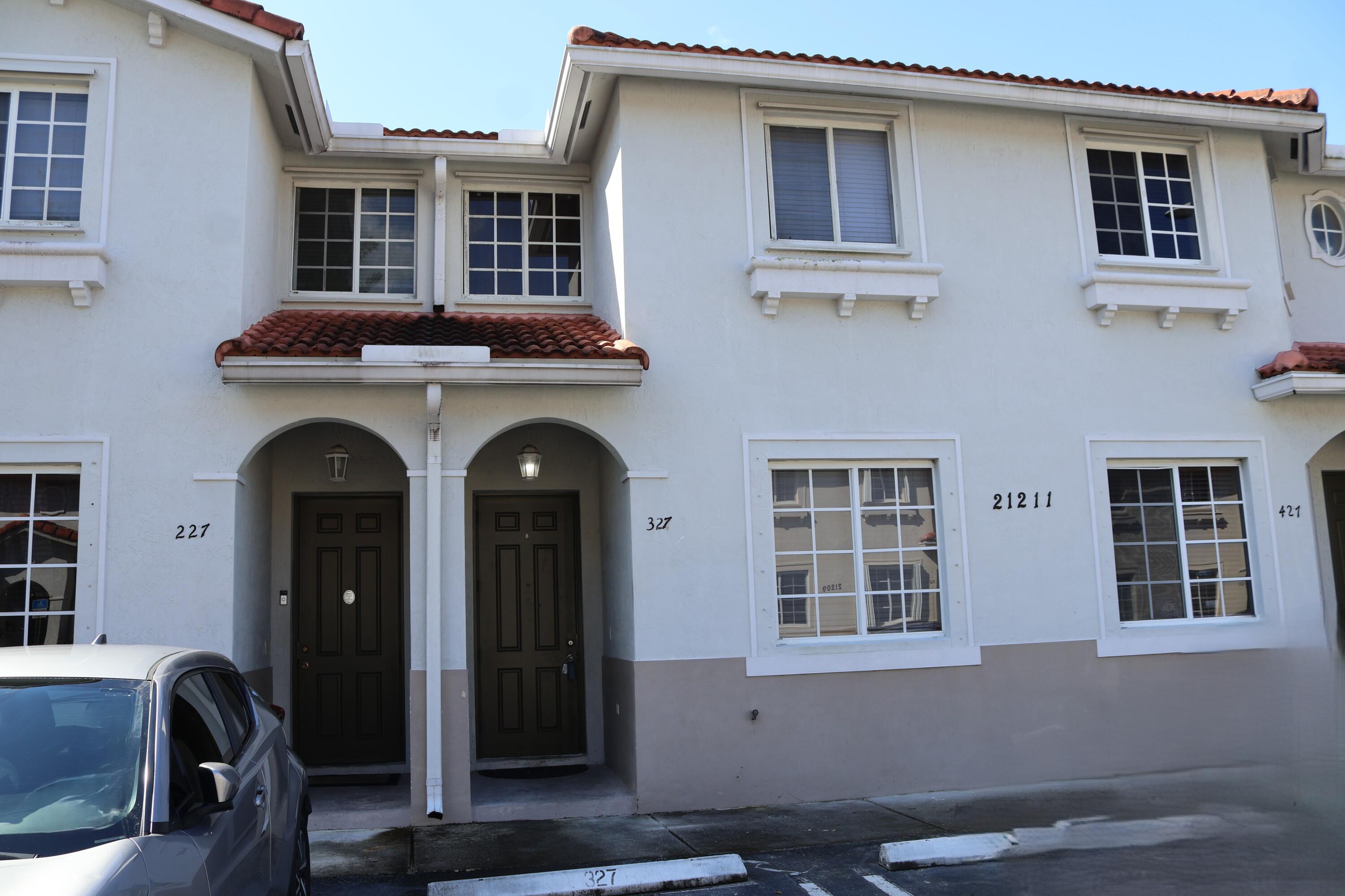 Listing  21211 NW 14TH Place 3-27, Miami Gardens, FL 33169, Miami Gardens, FL 33169