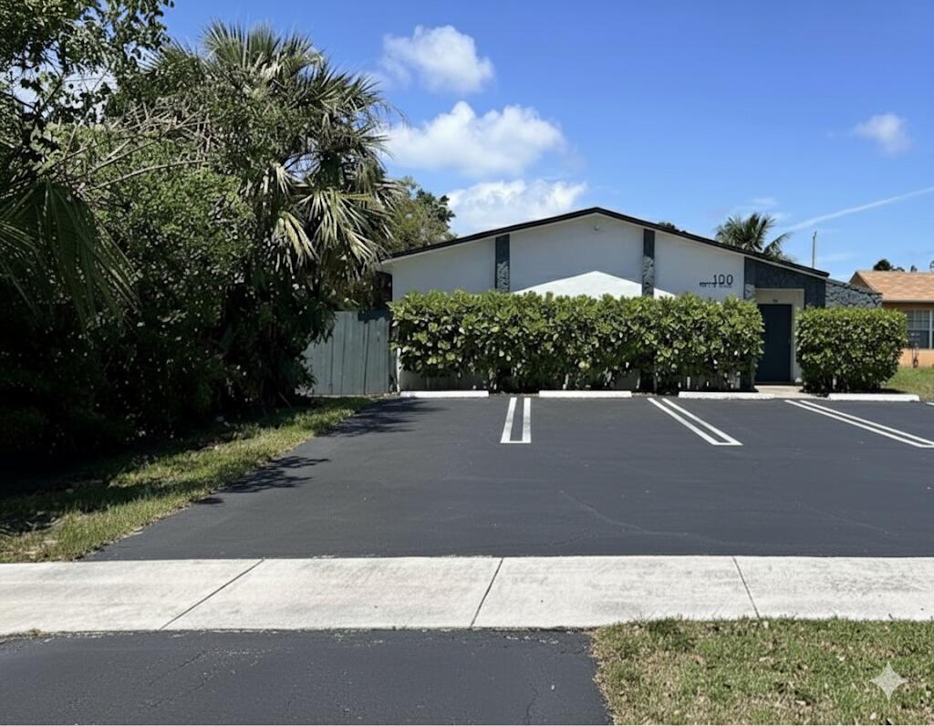 Listing  100 SW 7TH Street 1, Hallandale Beach, FL 33009, Hallandale Beach, FL 33009