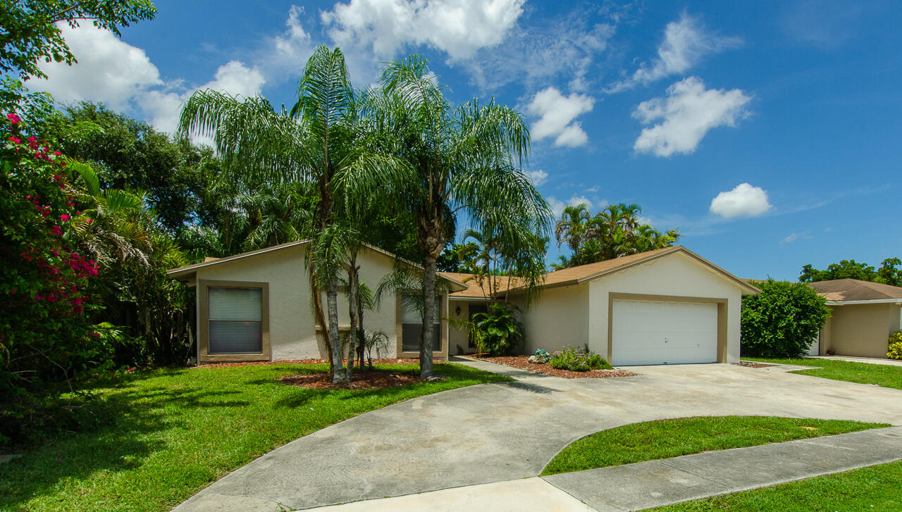 View details of listing 10953 Winding Creek Lane, Boca Raton, FL 33428 Boca Raton with MLS#