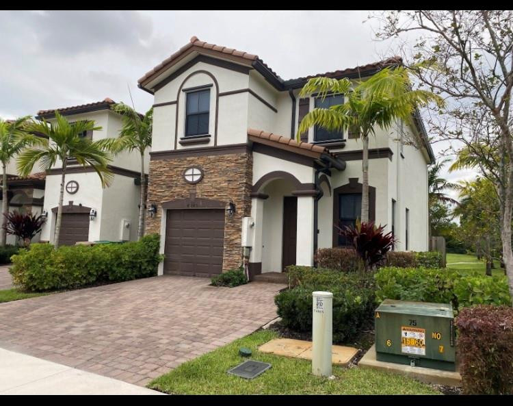 Listing  4985 Kobus Terrace, Davie, FL 33314, Davie, FL 33314