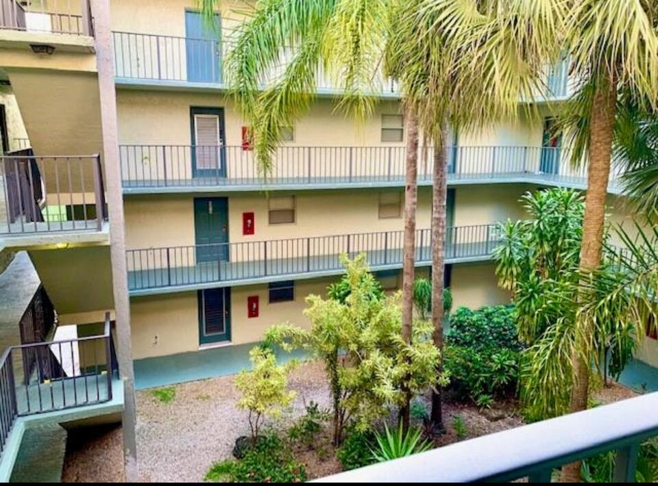 View details of listing 1830 SW 81ST Avenue 4317, North Lauderdale, FL 33068 North Lauderdale with MLS#