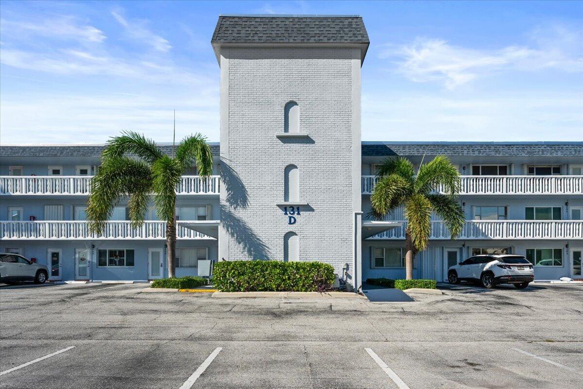 Listing  131 Doolen Court 207, North Palm Beach, FL 33408, North Palm Beach, FL 33408