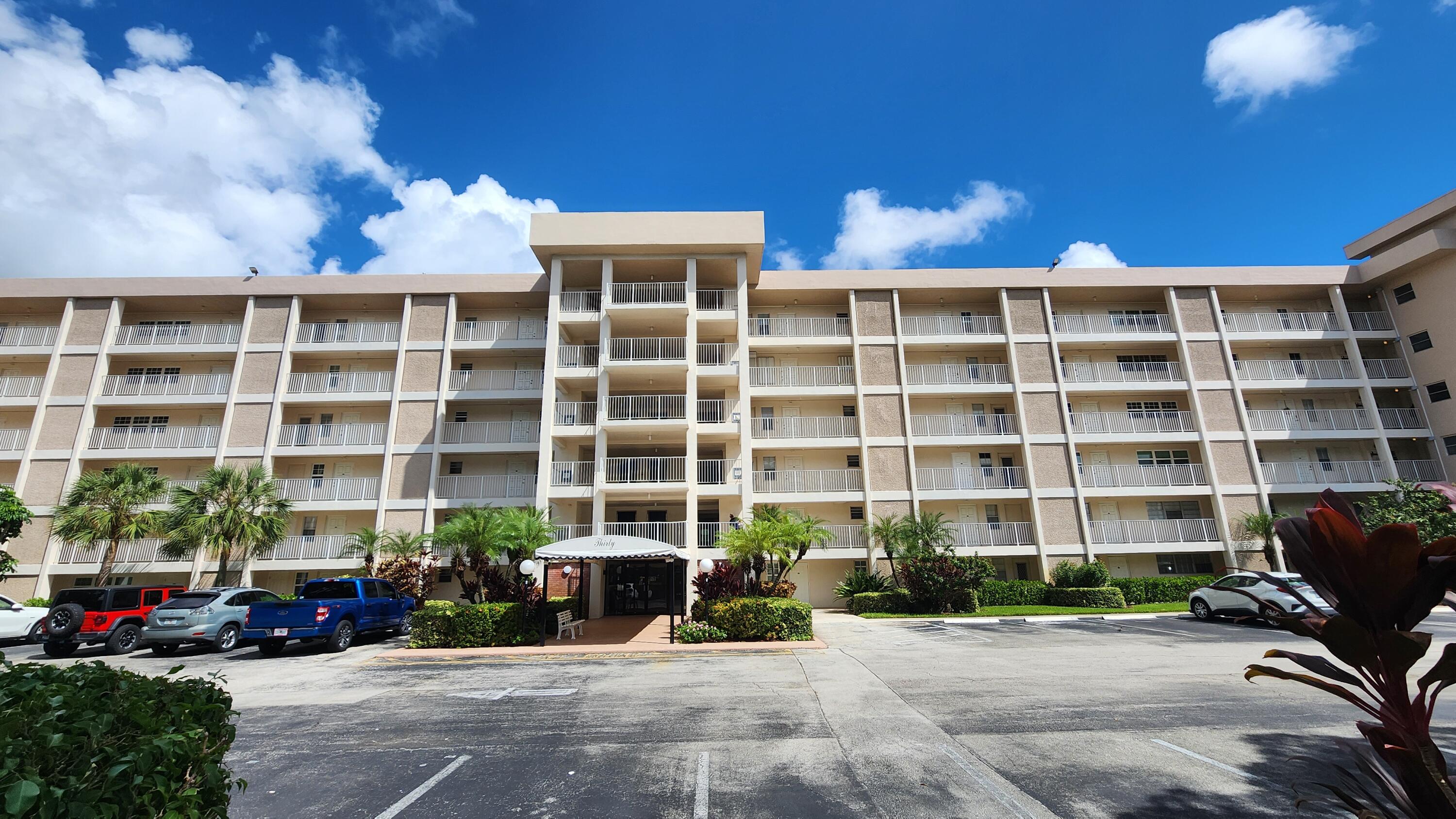 Listing  2851 S PALM AIRE Drive 101, Pompano Beach, FL 33069, Pompano Beach, FL 33069