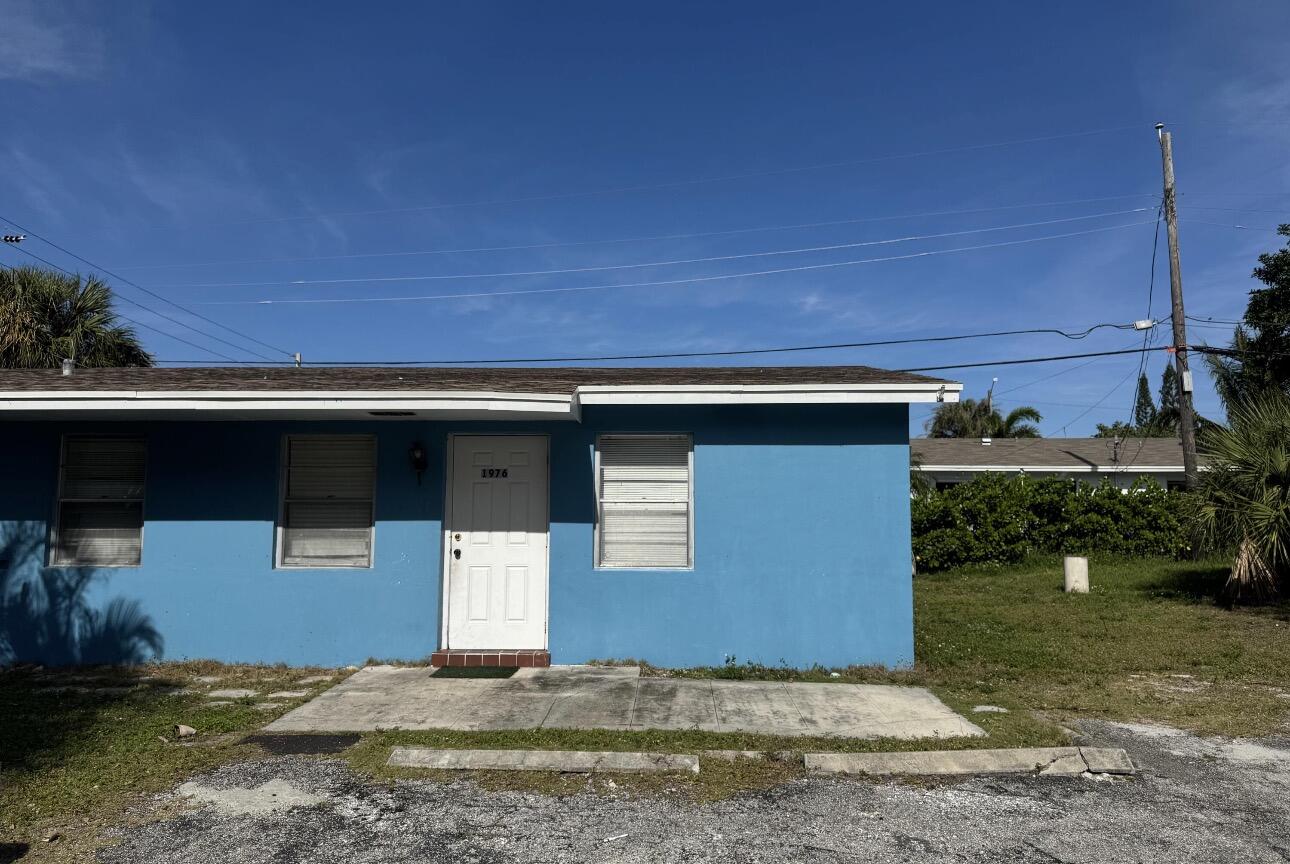 Listing  1976 Windsor Drive, North Palm Beach, FL 33408, North Palm Beach, FL 33408