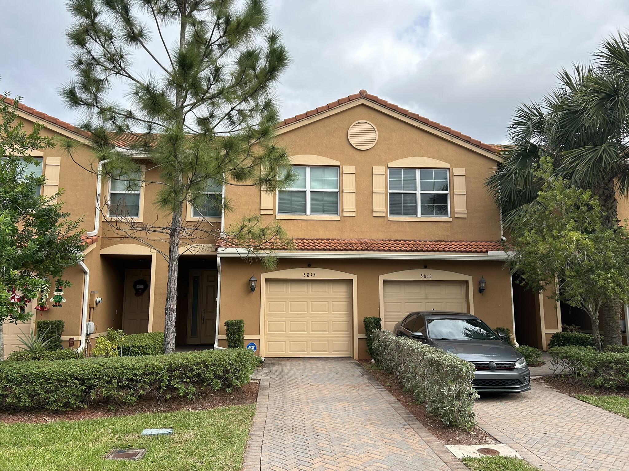 Listing  Private Address