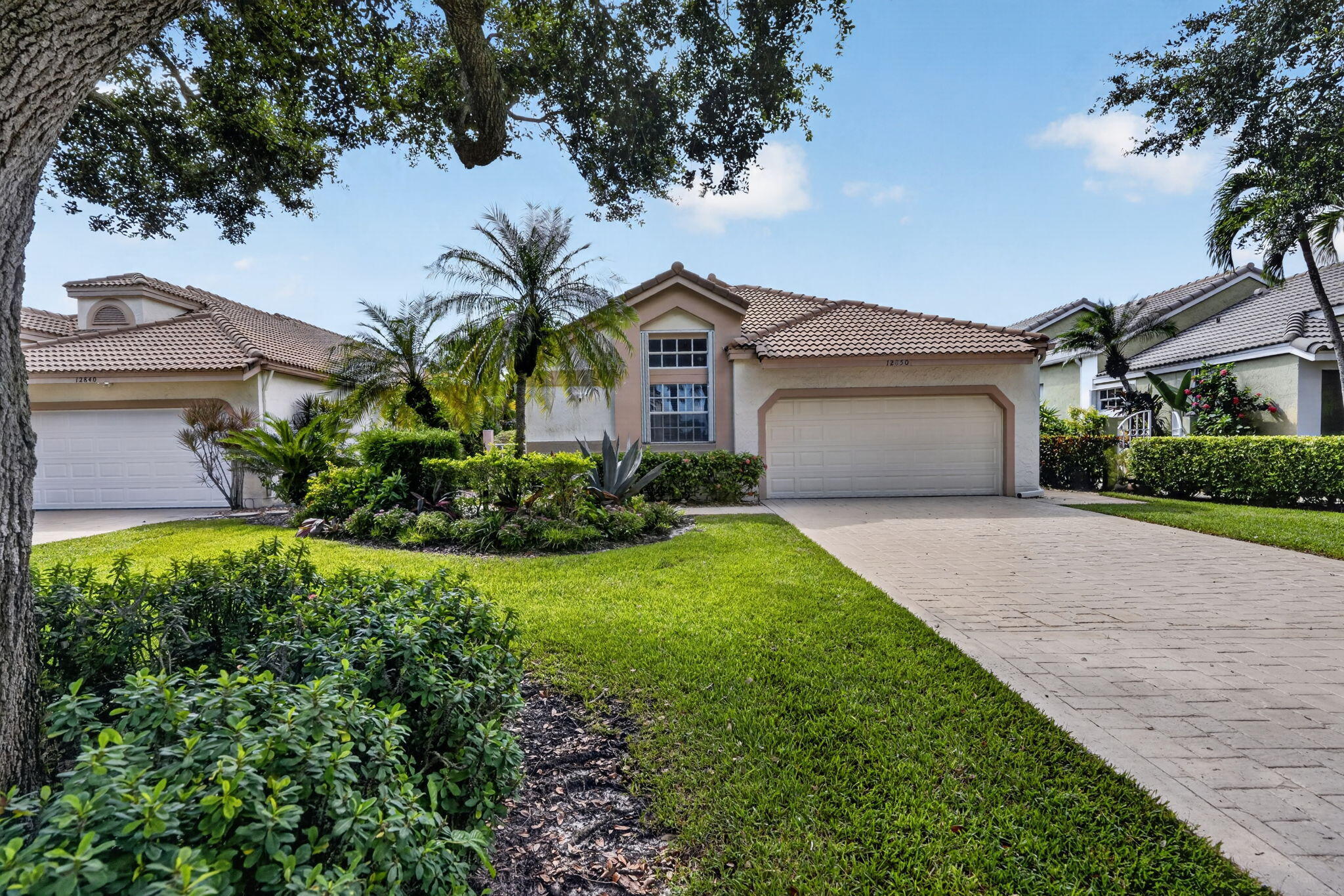 Listing  12850 Oak Knoll Drive, Palm Beach Gardens, FL 33418, Palm Beach Gardens, FL 33418