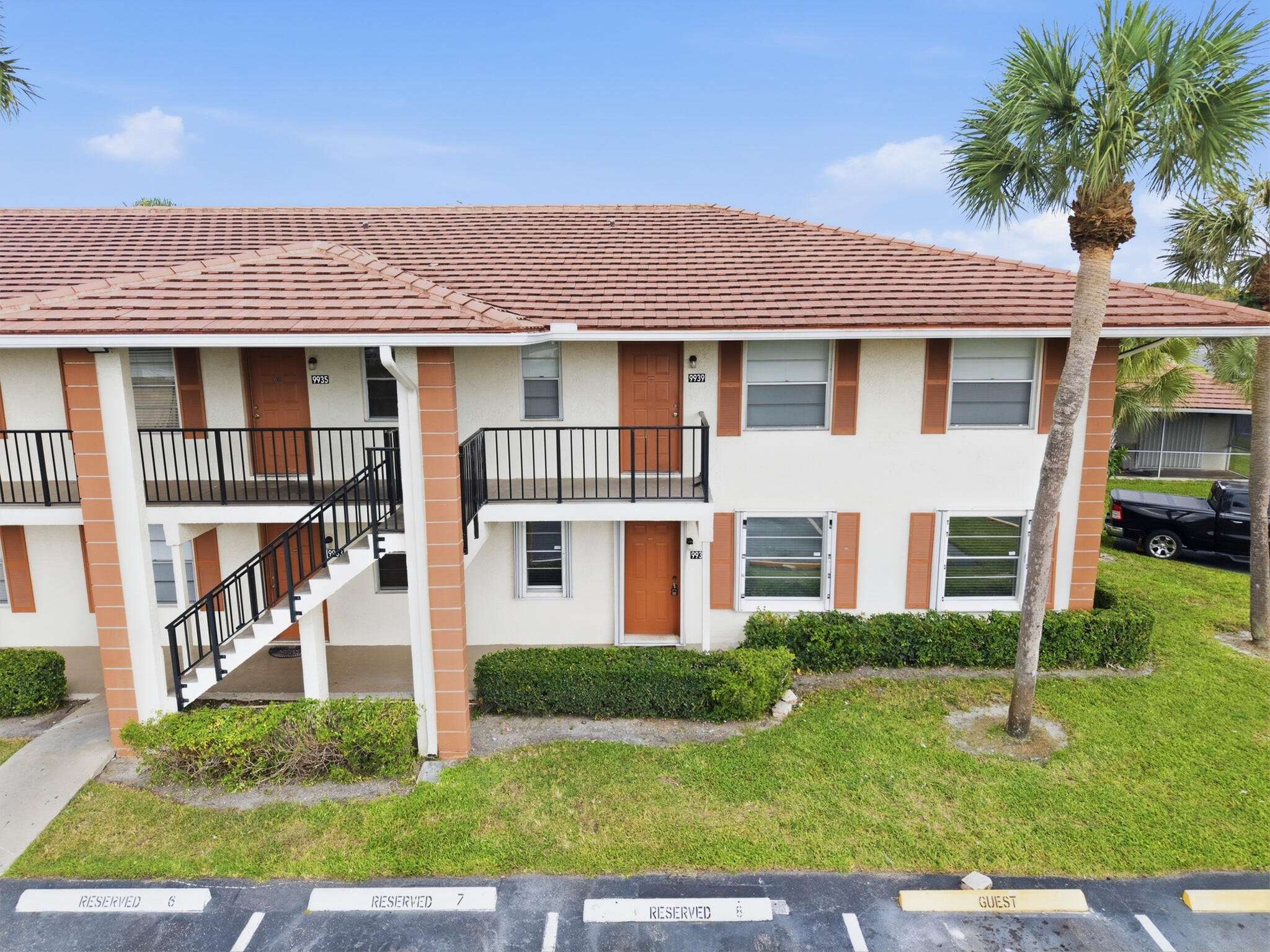 View details of listing 9939 THREE LAKES Circle 14H, Boca Raton, FL 33428 Boca Raton with MLS#