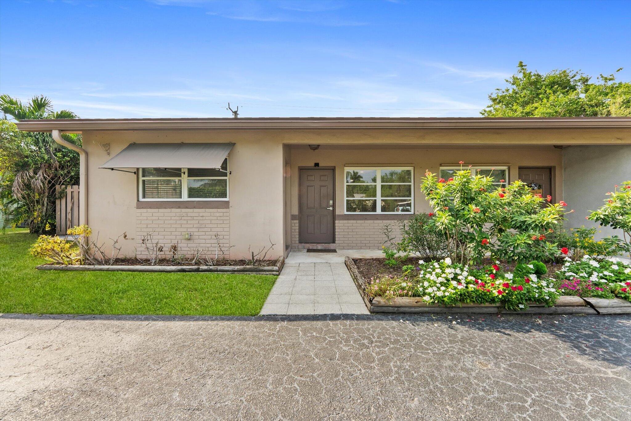 View details of listing 2631 NE 2nd Avenue, Boca Raton, FL 33431 Boca Raton with MLS#