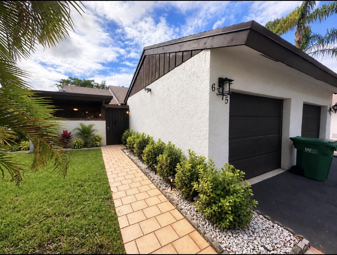 Listing  6375 PINEHURST Circle W D38, Tamarac, FL 33321, Tamarac, FL 33321