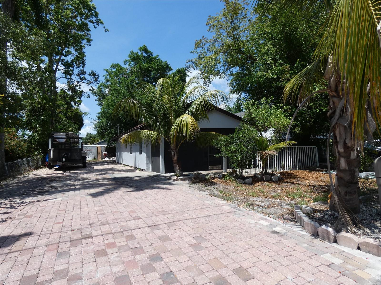 Listing C7517233 3817 PEARL ST, FORT MYERS, FL 33916