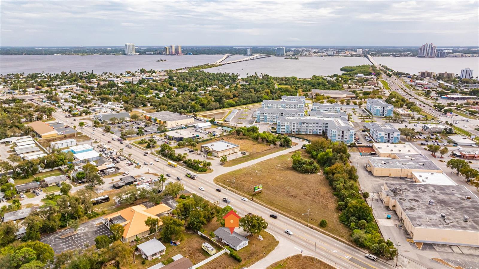 View details of listing 164 PONDELLA RD NORTH FORT MYERS with MLS# C7521209
