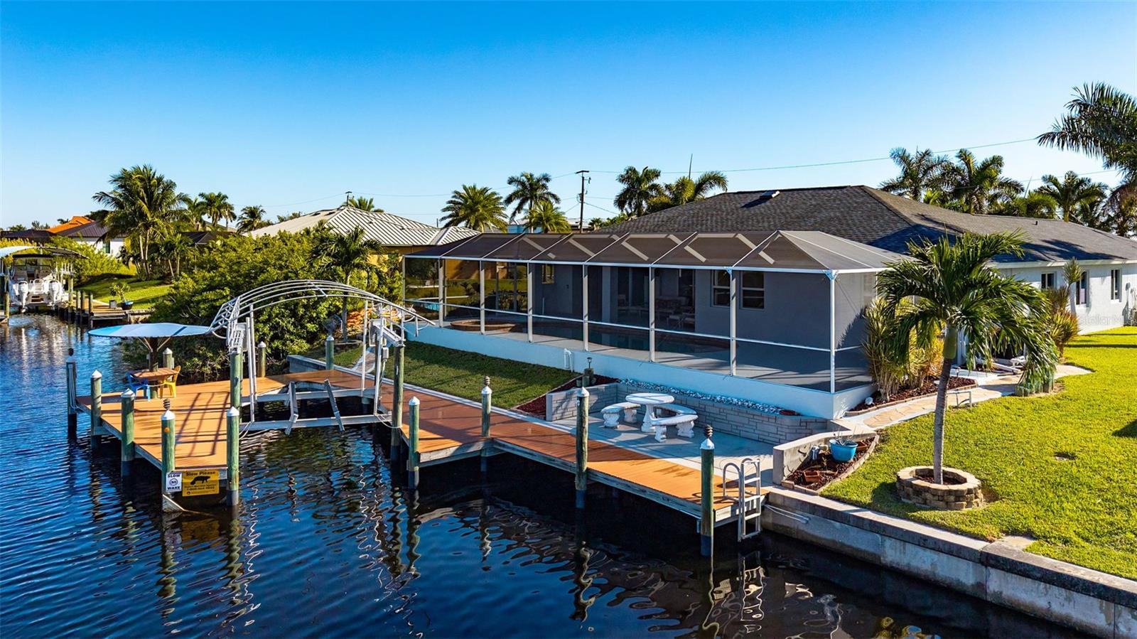 Listing D6145276 430 NW 39TH AVE, CAPE CORAL, FL 33993