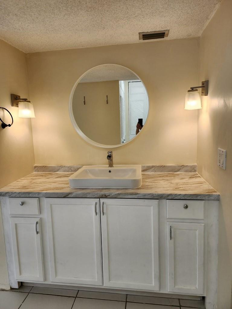 View details of listing 3660 Inverrary Drive 3L, Lauderhill, FL 33319 Lauderhill with MLS#