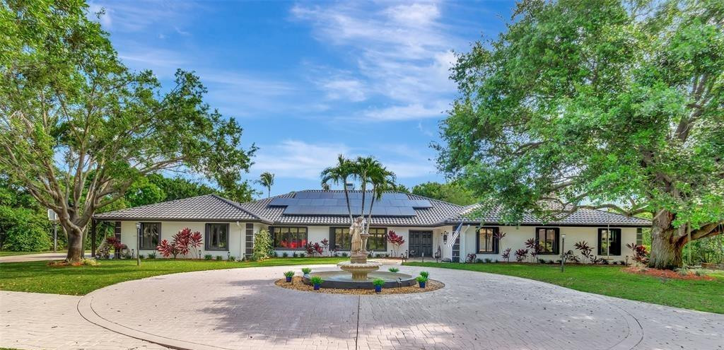 View details of listing 10300 Prestwick Road, Boynton Beach, FL 33436 Boynton Beach with MLS# 