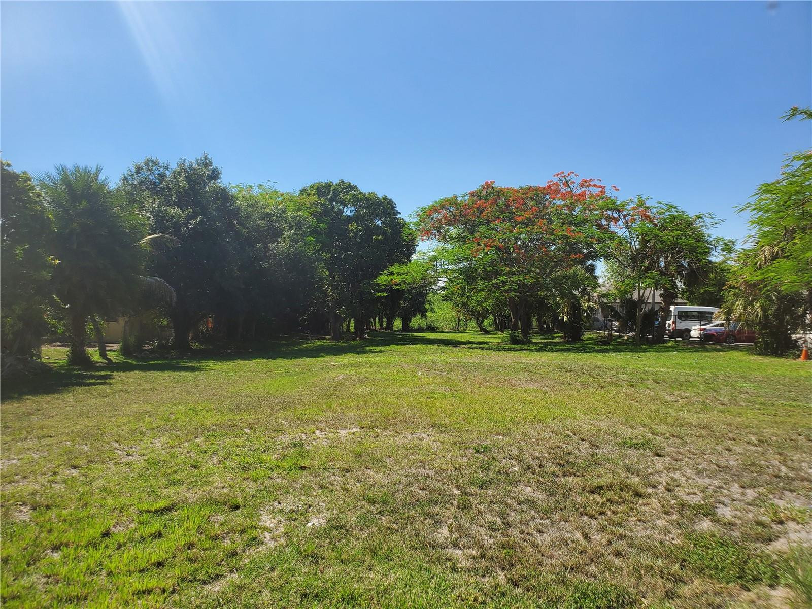 View details of listing 1697 E Main Street, Pahokee, FL 33476 Pahokee with MLS# 