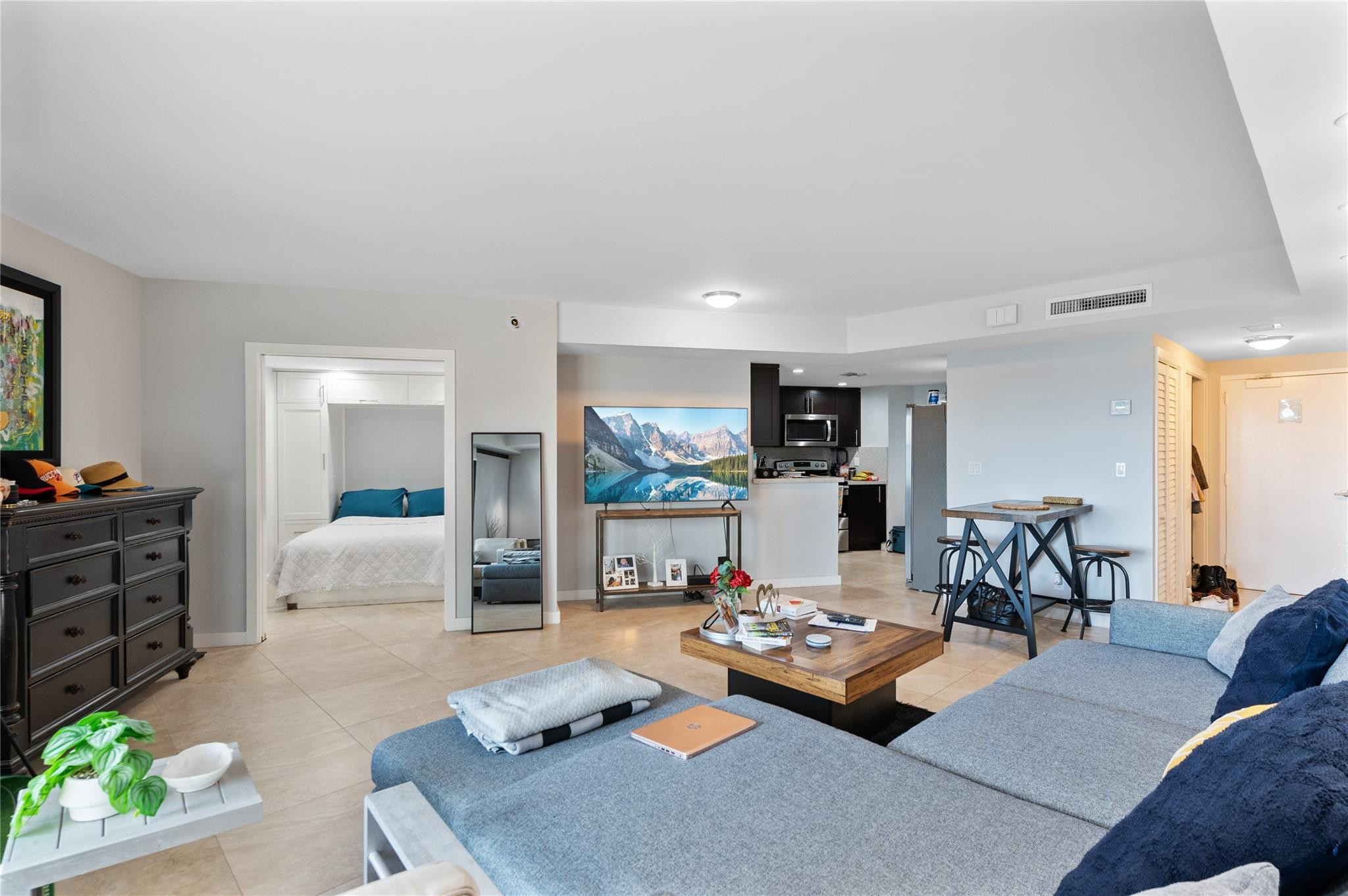 View details of listing 3800 Galt Ocean Drive 202, Fort Lauderdale, FL 33308 Fort Lauderdale with MLS# 