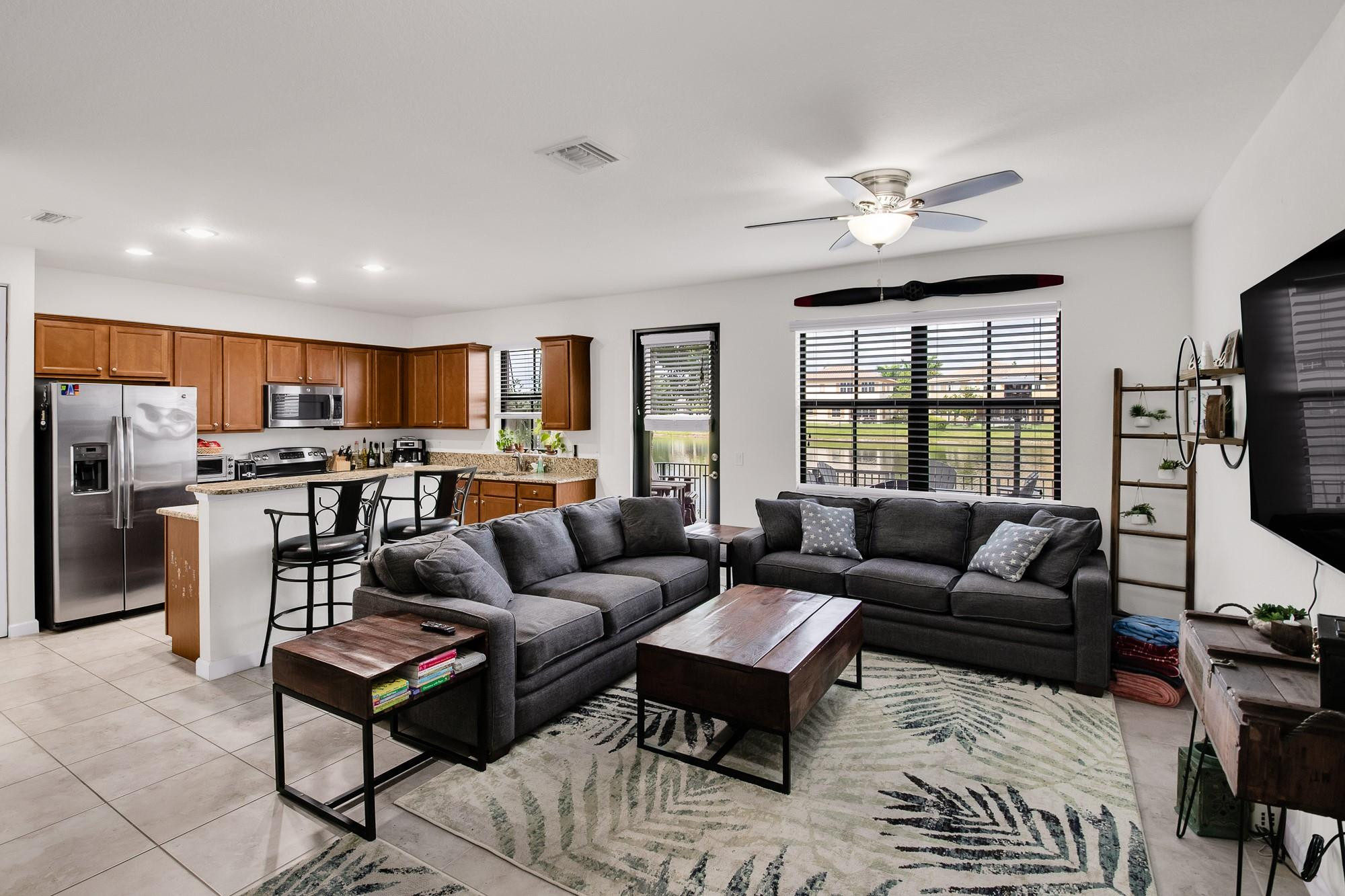 View details of listing 8455 Lakeview Trail 8455, Parkland, FL 33076 Parkland with MLS# 