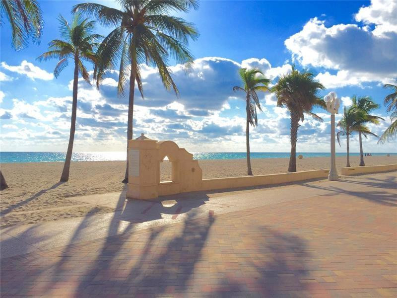 View details of listing 355 Virginia Street 1, Hollywood, FL 33019 Hollywood with MLS#
