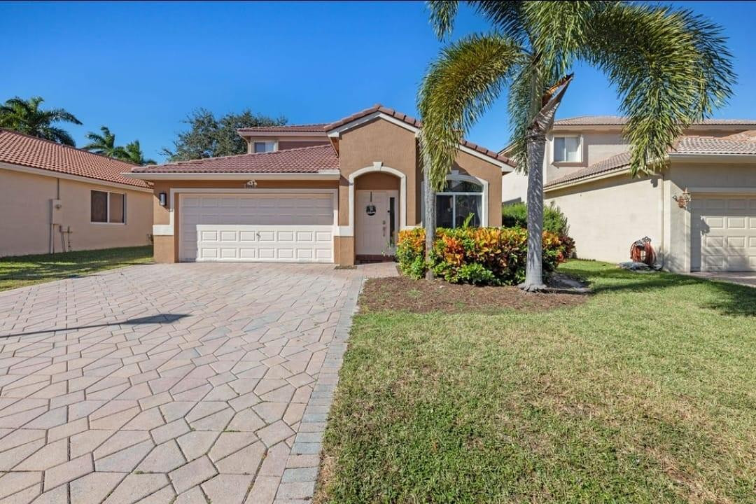View details of listing 4647 Waycross Drive, Coconut Creek, FL 33073 Coconut Creek with MLS#