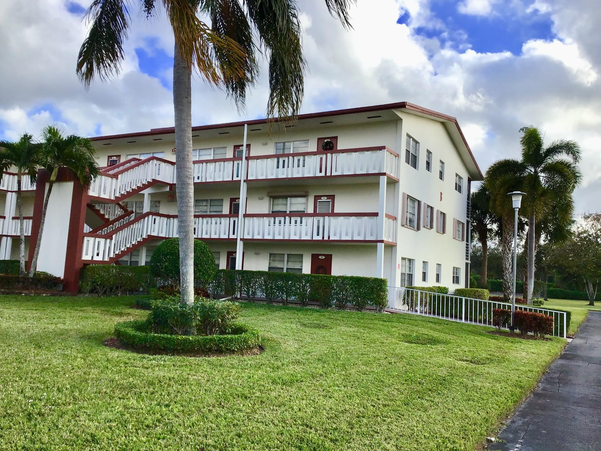 View details of listing 84 Brighton B 84, Boca Raton, FL 33434 Boca Raton with MLS#