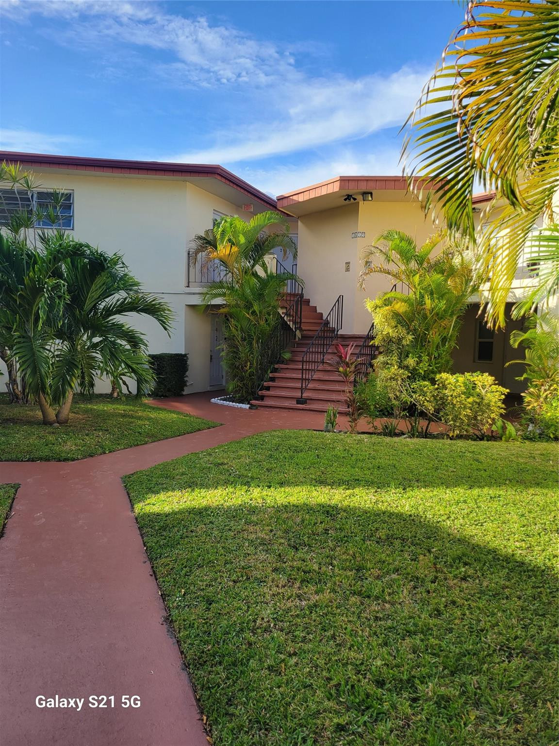 View details of listing 1619 NE Miami Gardens Drive 242, North Miami Beach, FL 33179 North Miami Beach with MLS#