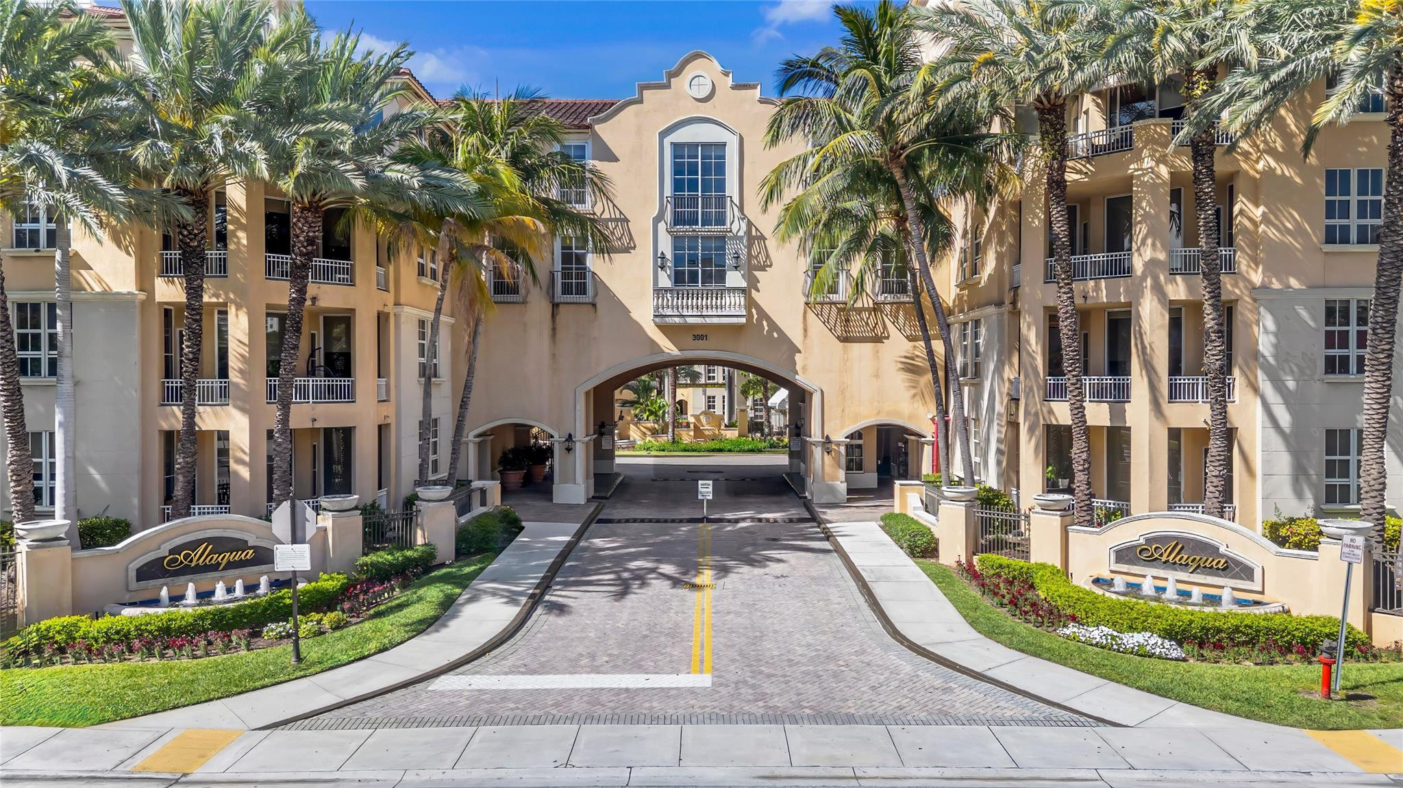 View details of listing 3001 NE 185th Street 111, Aventura, FL 33180 Aventura with MLS# 