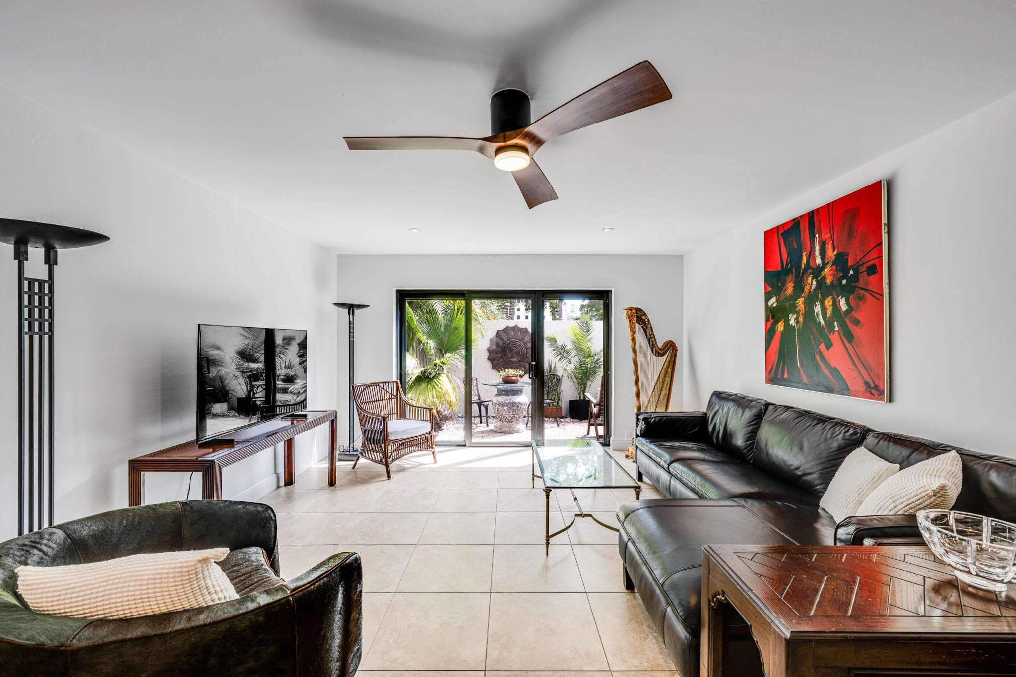 Listing  547 NE 7th Avenue 3a, Fort Lauderdale, FL 33301, Fort Lauderdale, FL 33301