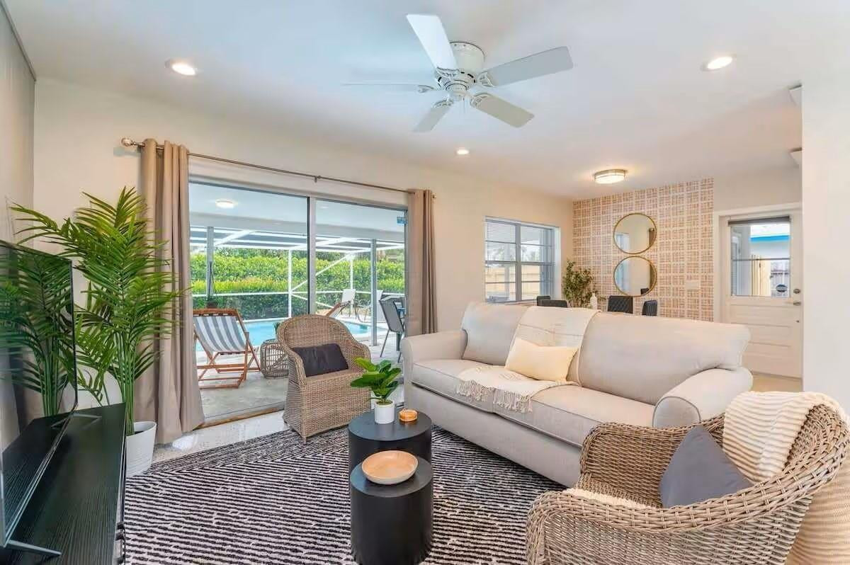 Listing  176 SE 27th Place, Boynton Beach, FL 33435, Boynton Beach, FL 33435