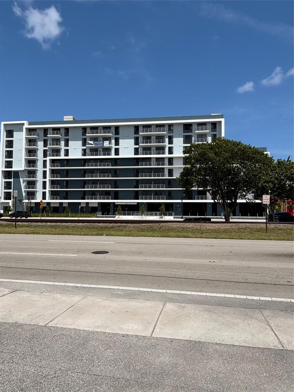 View details of listing 2117 Polk Street, Hollywood, FL 33020 Hollywood with MLS# 