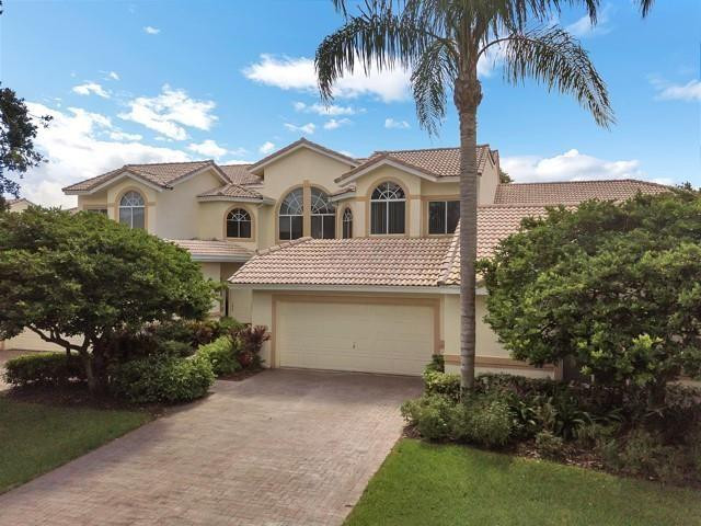 View details of listing 676 W Palm Aire Drive, Pompano Beach, FL 33069 Pompano Beach with MLS#
