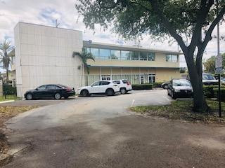 View details of listing 140 S Federal Highway, Dania Beach, FL 33004 Dania Beach with MLS# 