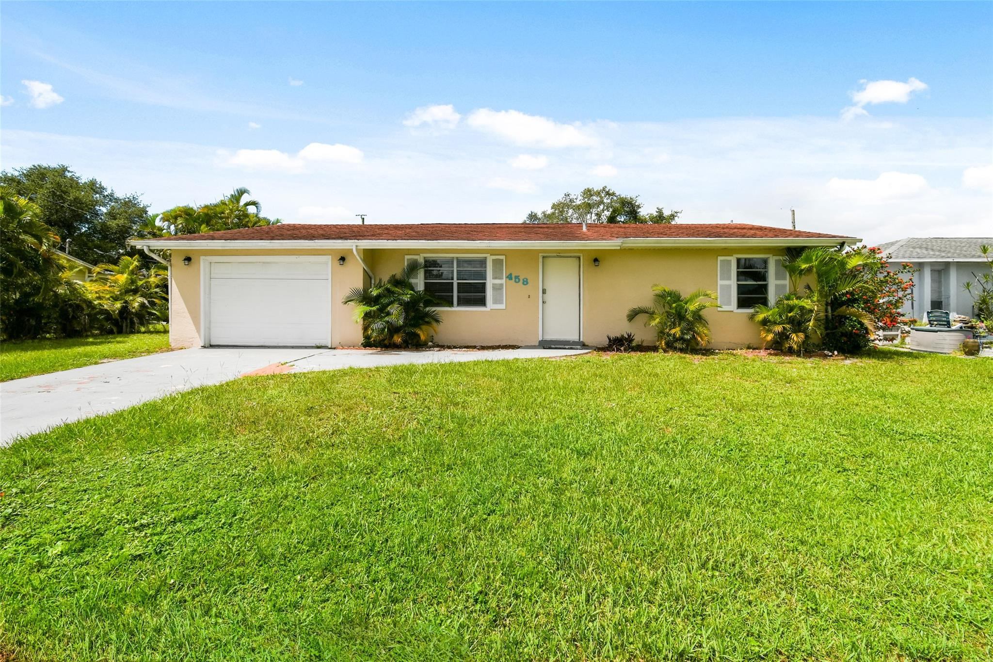 View details of listing 458 SE Galleon Lane, Port St. Lucie, FL 34983 Port St. Lucie with MLS#