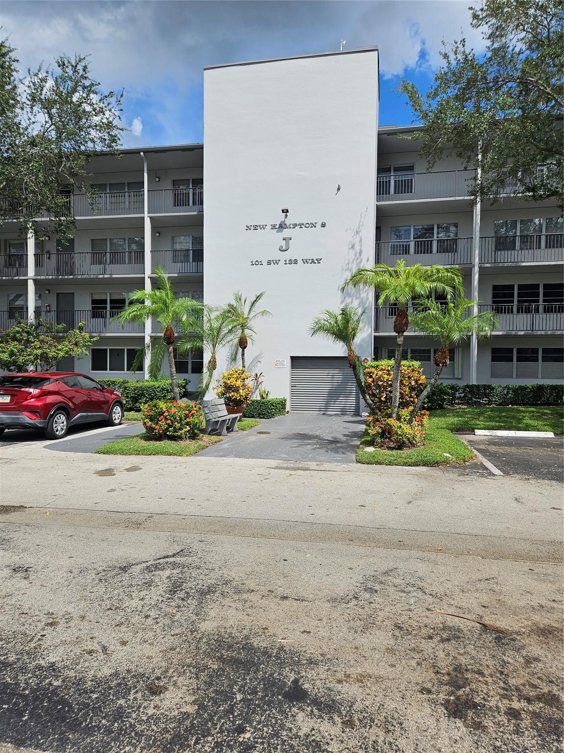 View details of listing 101 SW 132 Way 218, Pembroke Pines, FL 33027 Pembroke Pines with MLS#
