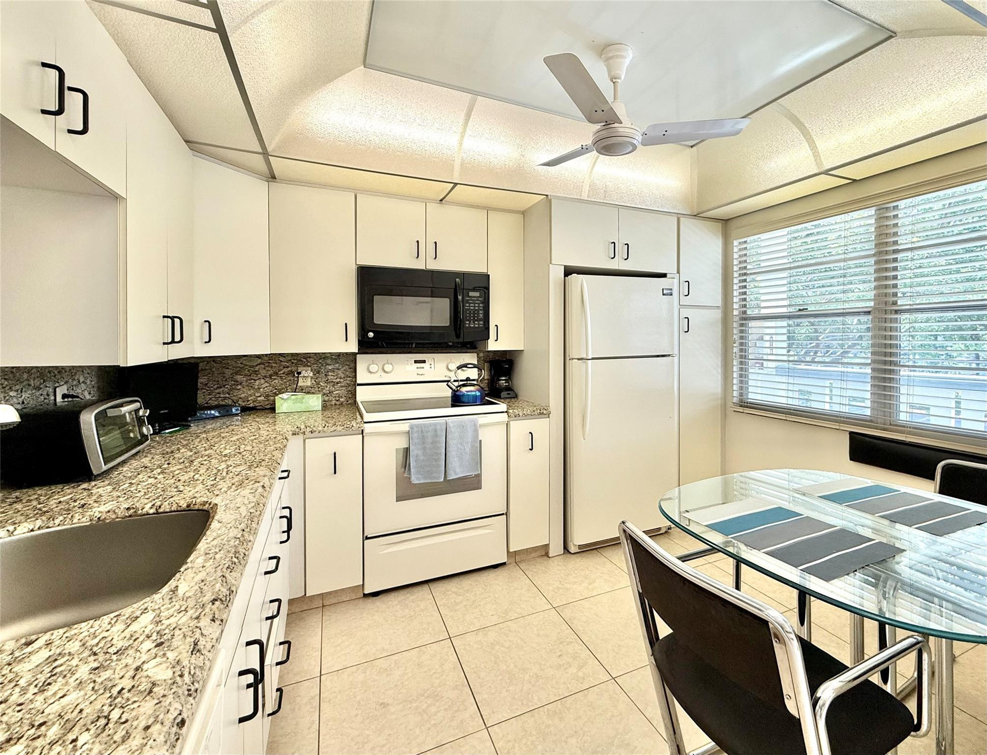 View details of listing 2504 Antigua Terrace D2, Coconut Creek, FL 33066 Coconut Creek with MLS#
