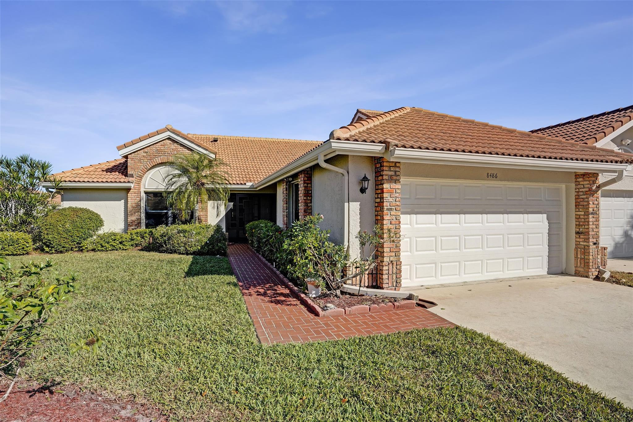 View details of listing 8486 Heather Place, Boynton Beach, FL 33472 Boynton Beach with MLS#