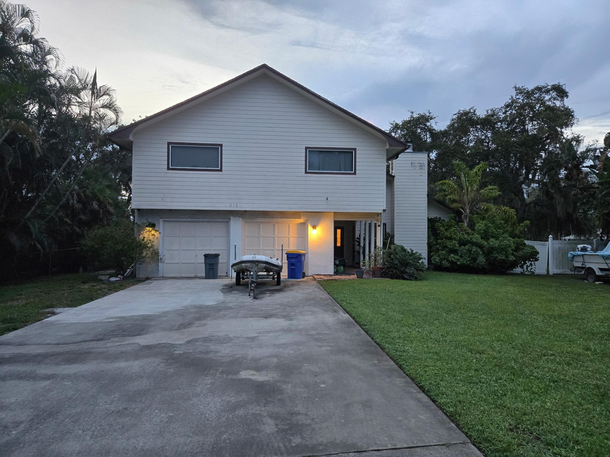 View details of listing 618 SW Hidden River Avenue, Palm City, FL 34990 Palm City with MLS#