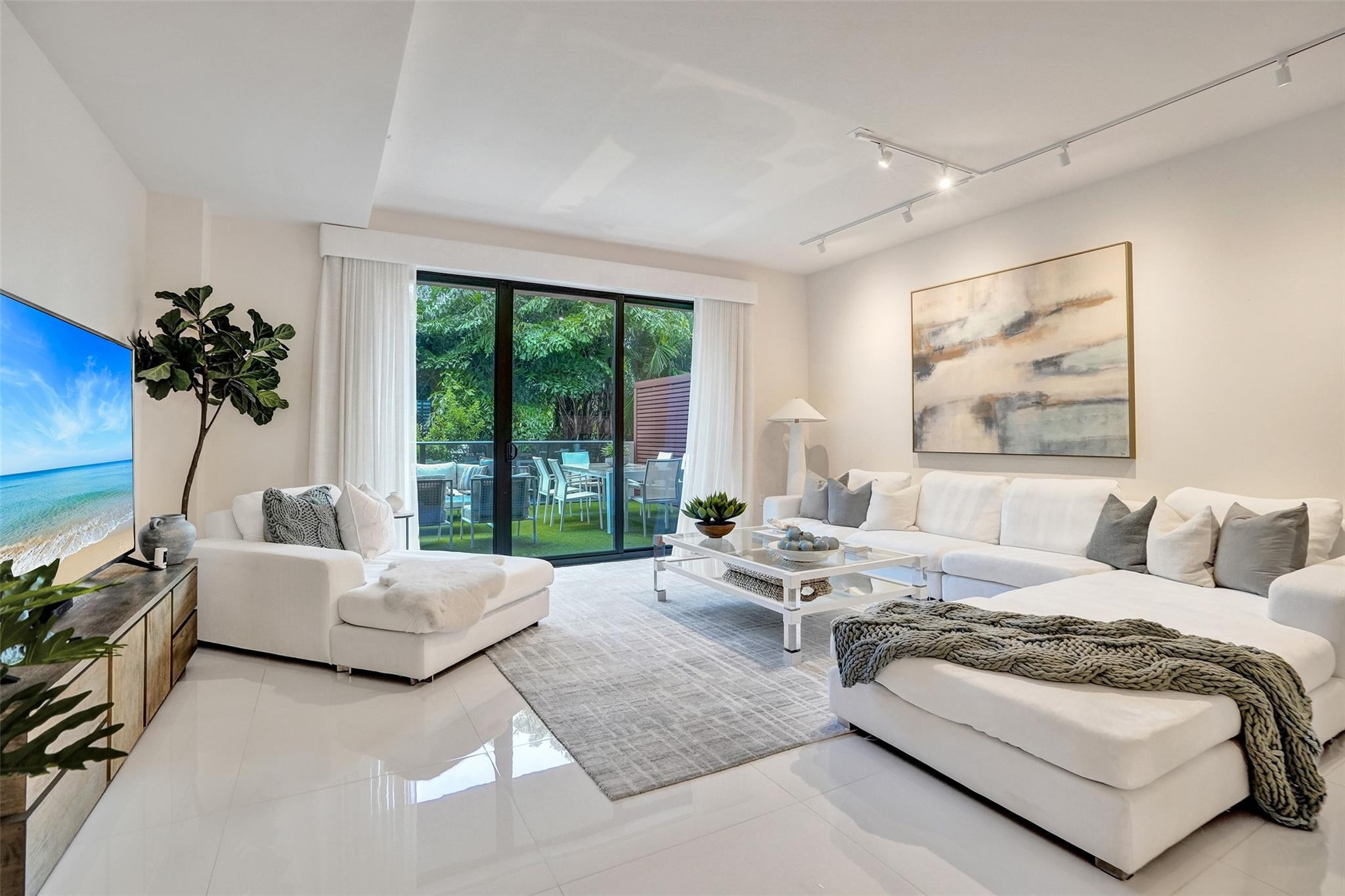 View details of listing 3030 N Ocean Boulevard S104, Fort Lauderdale, FL 33308 Fort Lauderdale with MLS#