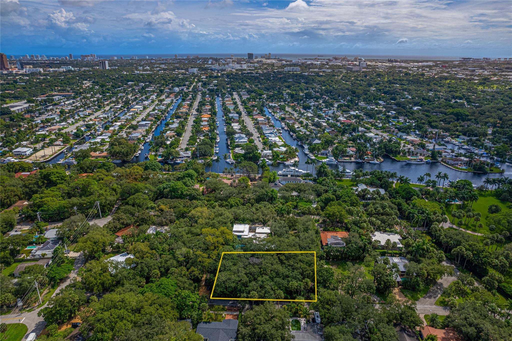 View details of listing Fort Lauderdale with MLS#