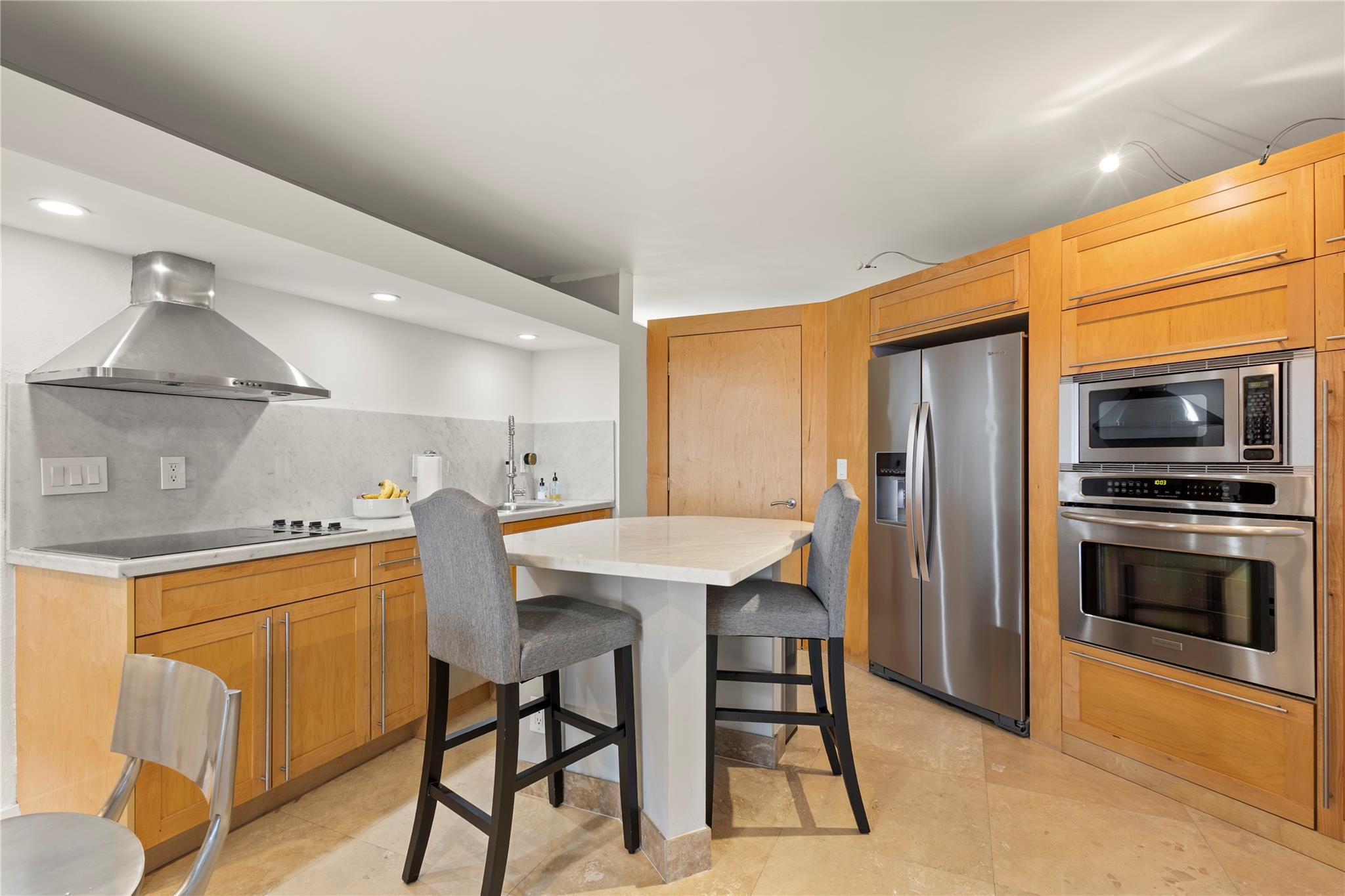View details of listing 1401 S Federal Highway 510, Boca Raton, FL 33432 Boca Raton with MLS#