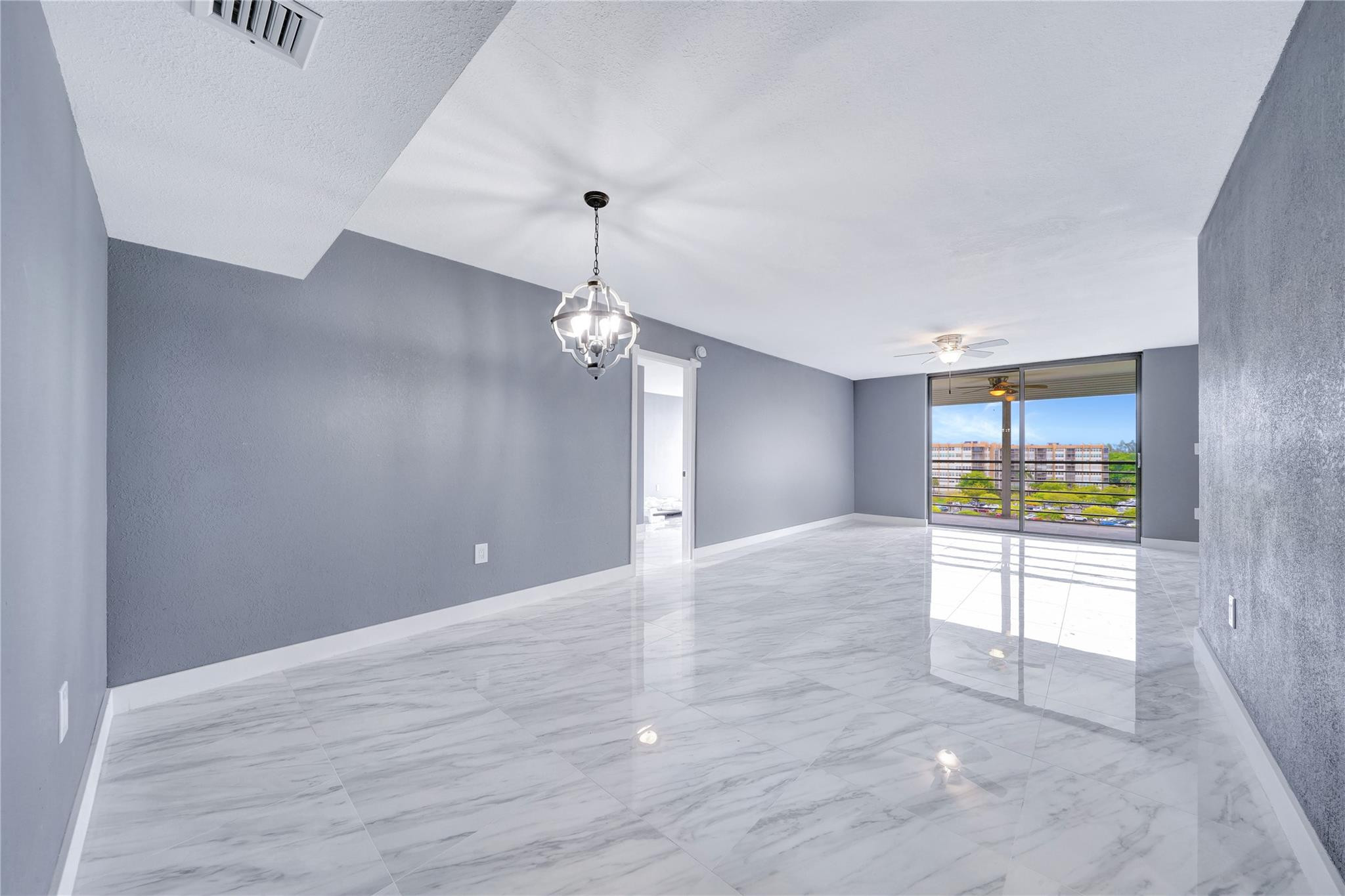 View details of listing 1100 Saint Charles Place 708, Pembroke Pines, FL 33026 Pembroke Pines with MLS#