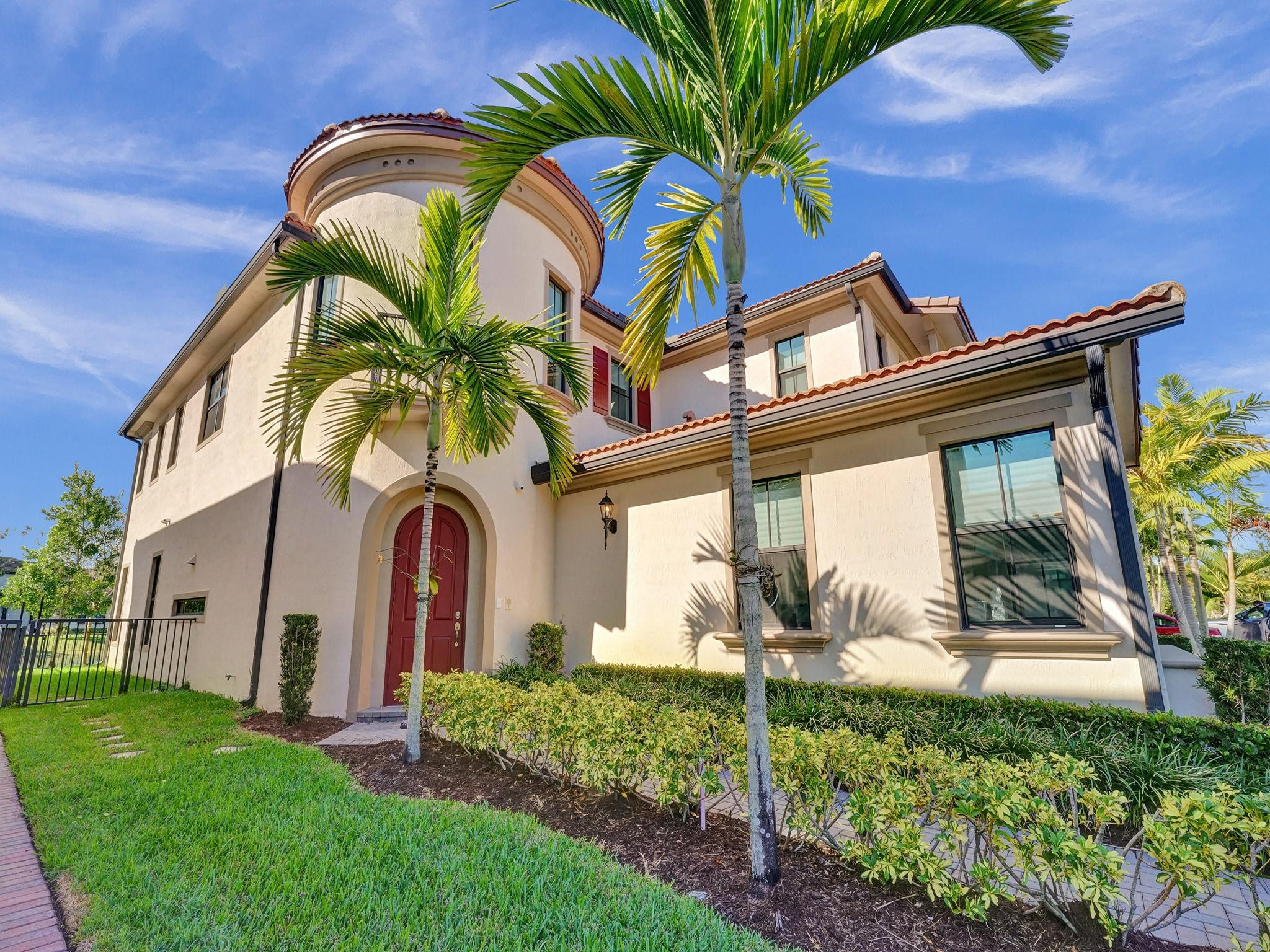 View details of listing 9345 Carrington Avenue, Parkland, FL 33076 Parkland with MLS# 