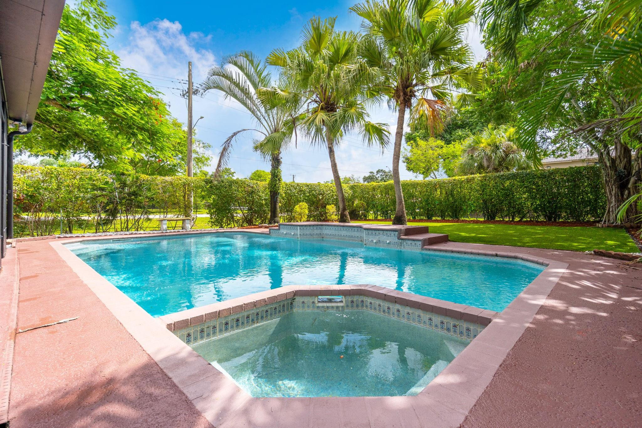 View details of listing 3981 NW 81st Terrace, Coral Springs, FL 33065 Coral Springs with MLS#