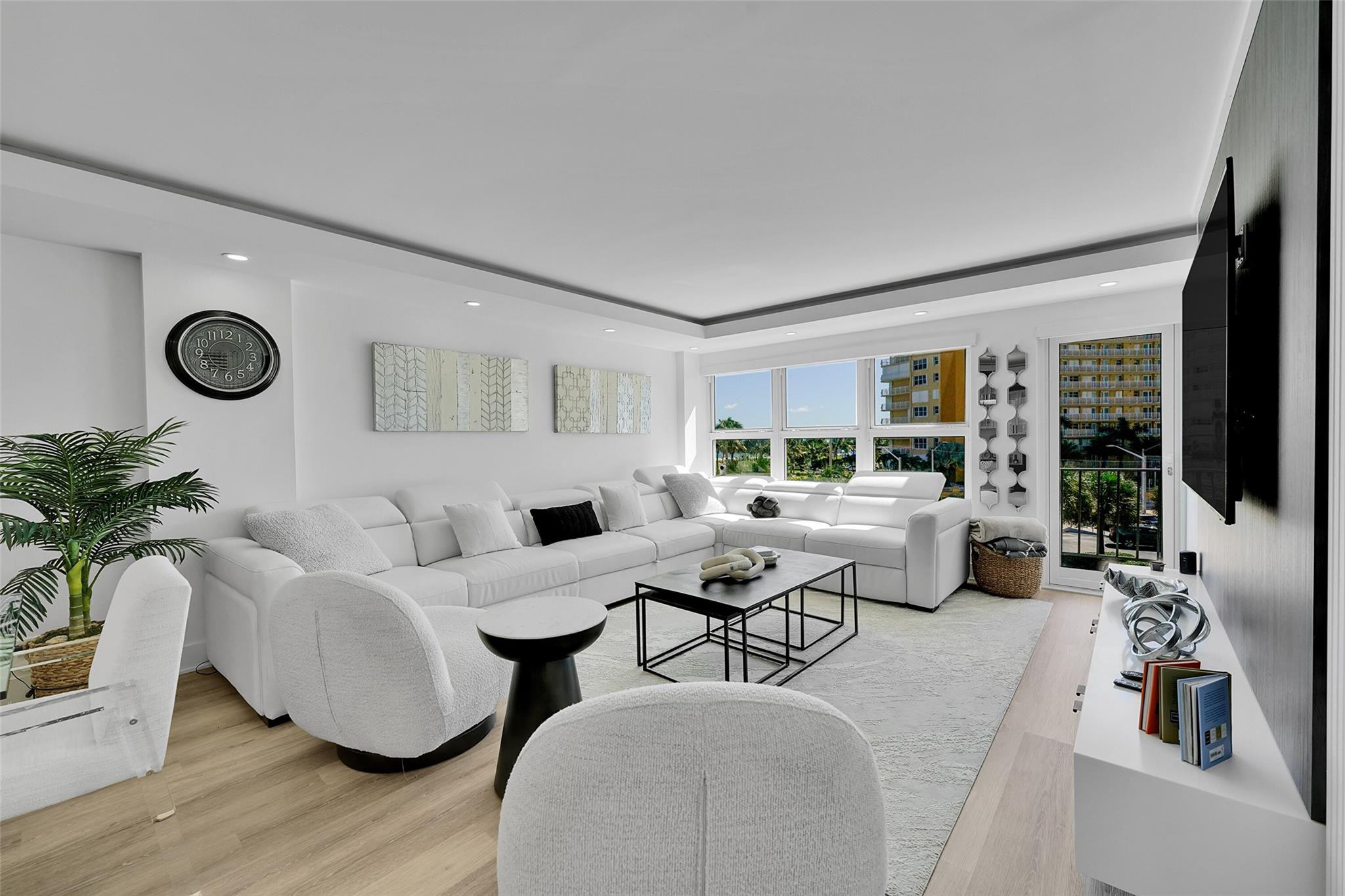 View details of listing 405 N Ocean Boulevard 306, Pompano Beach, FL 33062 Pompano Beach with MLS#