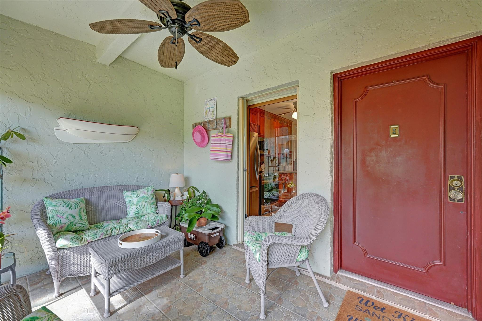View details of listing 860 SE 6th Avenue 402, Deerfield Beach, FL 33441 Deerfield Beach with MLS#